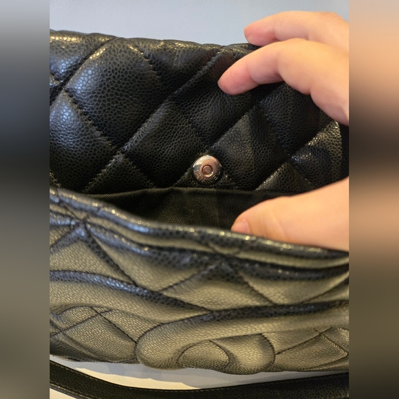 Chanel Caviar CC Soft Timeless Tote SHW - Picture 15 of 16